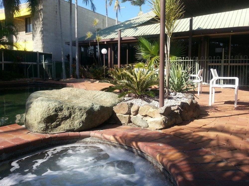 Glenmore Palms Motel Rockhampton Buitenkant foto