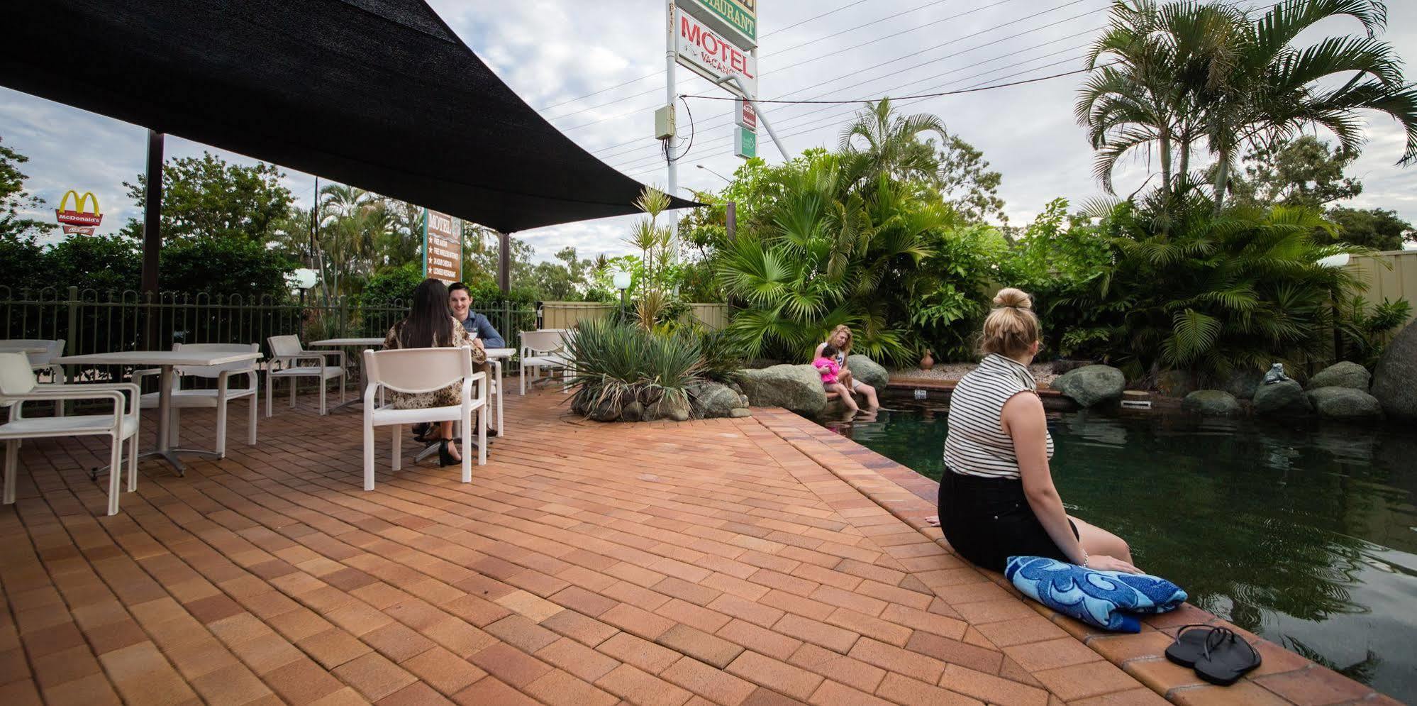 Glenmore Palms Motel Rockhampton Buitenkant foto